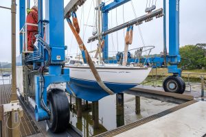 Hoist in the Beaulieu River Boatyard