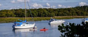 Moorings and kayaks on the Beaulieu River